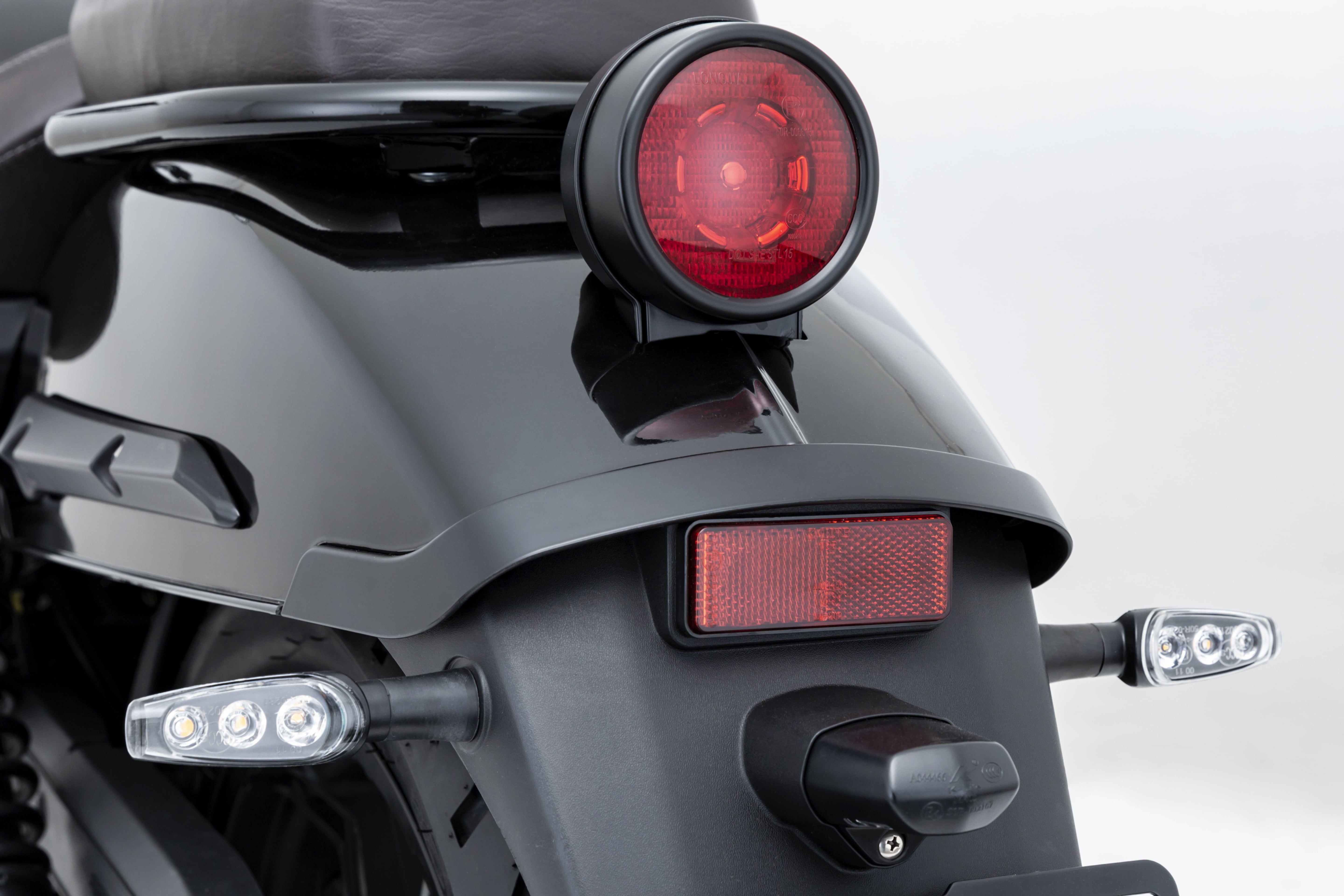 Arka Stop ve İkaz Lambaları